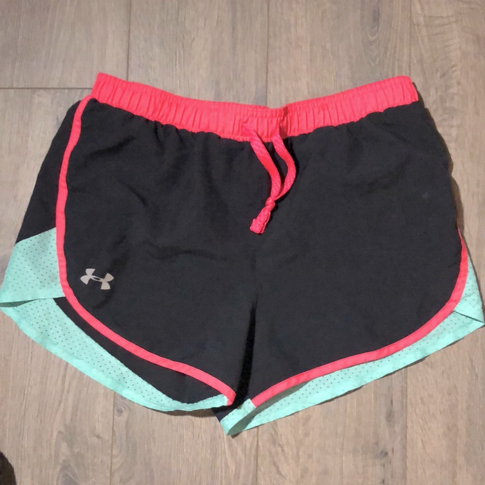 Under Armour • Black Athletic Shorts • Women’s M
